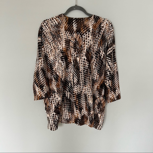 NWT - OLSEN Animal Print Top w/ 3/4 Length Sleeves - Picture 5 of 6